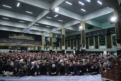 عزاداری شام غریبان حسینی در محضر رهبر انقلاب
