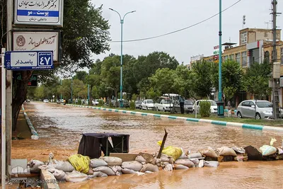محاصره شهر یزد در سیل ومعایر شهری زیر آب‎‎