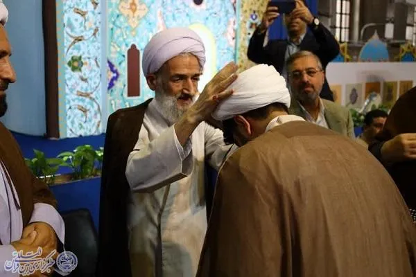 آیین عمامه گذاری طلاب مازندرانی در ساری