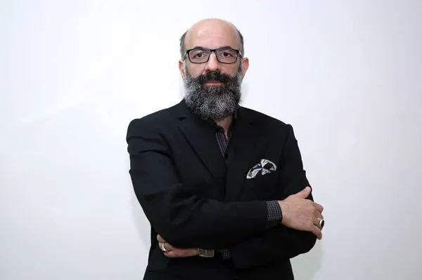عبدالحسینی دبیر جشنواره هنرهای تجسمی فجر شد