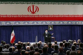 دیدار جمعی از فرماندهان و کارکنان نیروی هوایی و پدافند هوایی ارتش با رهبر انقلاب اسلامی