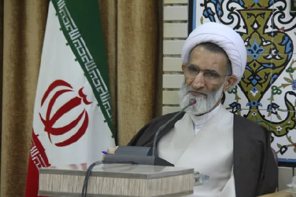 مسئولان نسبت به مسائل فرهنگی وسواس به خرج دهند
