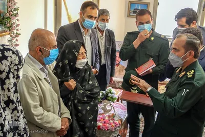 دیدار با خانواده شهید «مهدی اثنی عشری» شهید شاخص هنرمند استان فارس‎‎