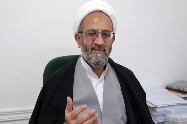 ارسال/ فراگیری آموزش قرآن؛ دغدغه همیشگی رهبری شهید