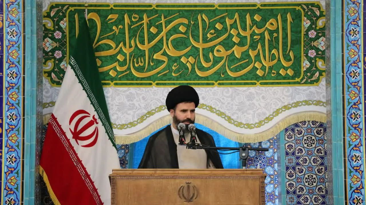 ایمان باید مزین به ولایت باشد / خبرنگاران با صداقت در گفتار مروج امید در جامعه باشند