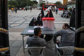 مرحله دوم چهاردهمین دوره انتخابات ریاست جمهوری در حرم عبدالعظیم حسنی (ع)