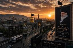 مشاركة 4700 ضيف أجنبي في مراسم تشييع قائد الثورة الشهيد في مشهد + فيديو