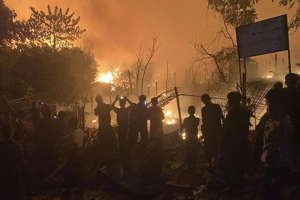 Bangladesh: Moto Waharibu Zaidi ya Makao 1,000 katika Kambi ya Wakimbizi ya Rohingya