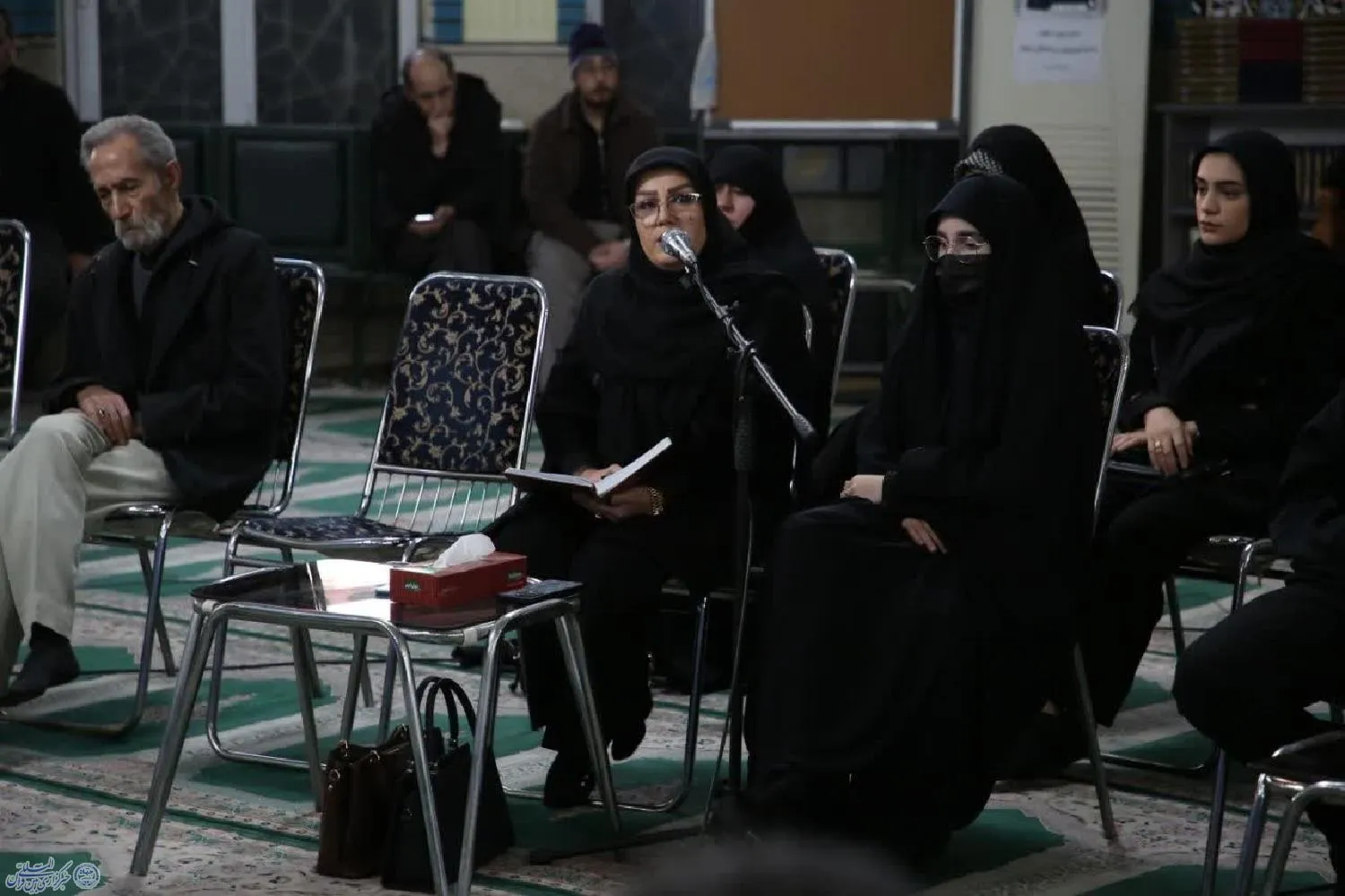 محفل شعر «ققنوس» در شهرکرد برگزار می‌شود