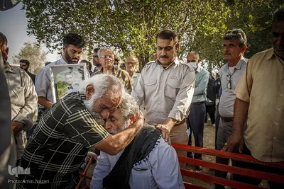 تشییع و تدفین دو نفر از جانباختگان حادثه متروپل