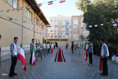مراسم زنگ انقلاب در اصفهان
