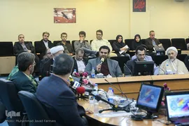 آیین تقدیر از دست اندرکاران کاروان قرآنی انقلاب