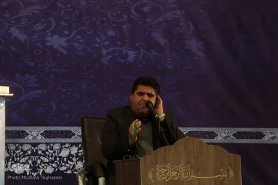 محفل انس با قرآن کاروان قرآنی انقلاب بر سر مزار سپهبد شهید قاسم سلیمانی