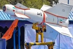 İranda hərbi paradda yeni pilotsuz təyyarə nümayiş olunub