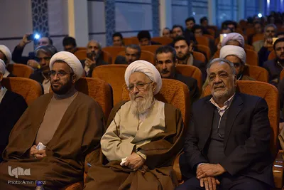 افتتاحیه مسابقات سراسری قرآن کارکنان فنی‌حرفه ای در حرم شاهچراغ(ع)
