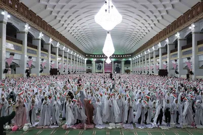 جشن تکلیف ۵ هزار نفری دختران در تبریز
