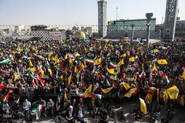 تجمع بزرگ مردم تهران برای اعلام حمایت از اجرای عملیات «وعده صادق ۲»