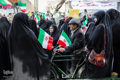 شکوه چهل سالگی در قزوین