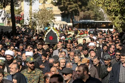 مراسم تشییع ۶ شهید گمنام در سمنان