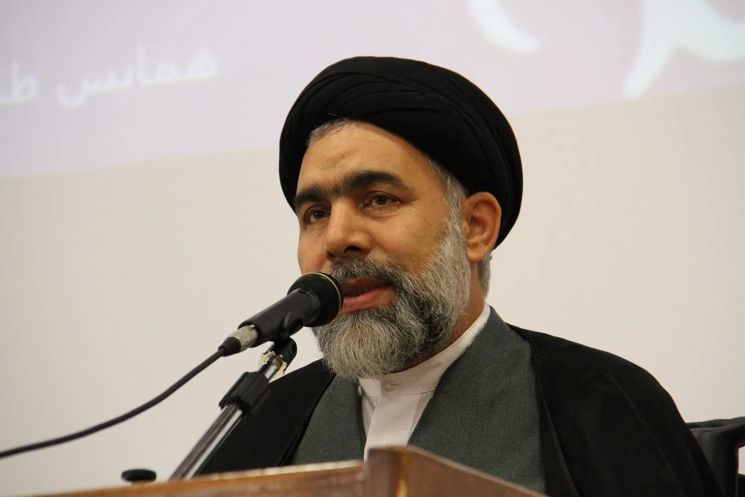 مدارا؛ هنر بزرگ پیامبر(ص) در هدایت انسان‌ها / اختصاص طلایی‌ترین فرصت‌های رسالت به معرفی اهل‌بیت(ع)