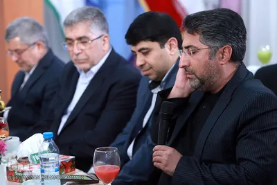 جلسه توجیهی متسابقین ششمین مسابقات بین المللی قرآن دانشجویان مسلمان/ مشهد مقدس