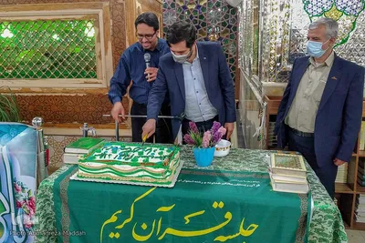 پانزدهمین محفل «ضیافت قرآنی در شب‌های آسمانی» در امامزاده ابراهیم شیراز‎‎