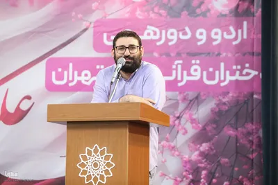 دورهمی دختران قرآنی در فرهنگسرای قرآن