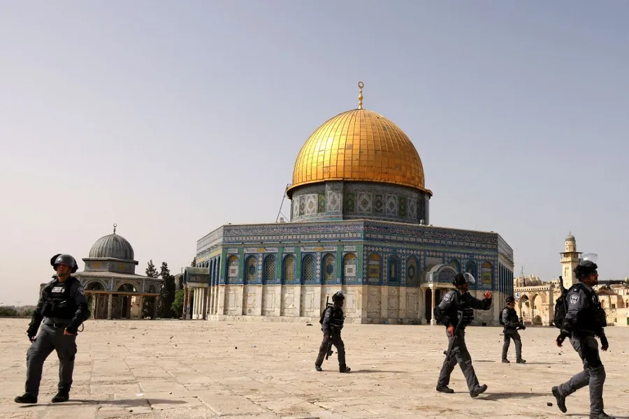 Zionists Storm Al-Aqsa Mosque with Support of Military