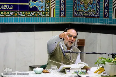 کرسی تلاوت قرآن کریم در مسجد جامع فاطمه الزهرا(س)
