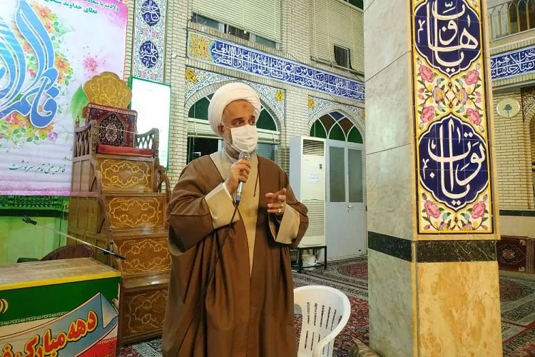 گلایه از عدم نظارت بر حضور گردشگران خارجی در مسجد نصیرالملك شیراز