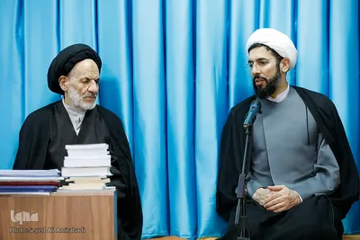 دیدار رئیس نهاد نمایندگی مقام معظم رهبری در دانشگاه‌ها با آیت الله عبادی