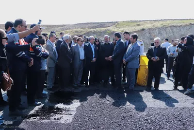 بازدید نایب‌رئیس مجلس و رئیس سازمان راهداری از پروژه پل بیات و جاده تبریز - زنجان