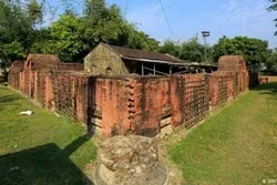 ঝিনাইদহে ৭০০ বছরেরও বেশি পুরানা মসজিদ!