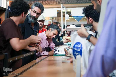 چهارمین روز سی و یکمین نمایشگاه بین المللی کتاب تهران