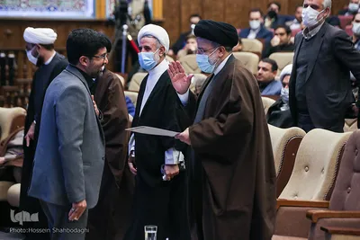 دیدار رئیس جمهور با نخبگان، علما، خانواده شهدا ،ایثار گران و جمعی از اقشار مردم