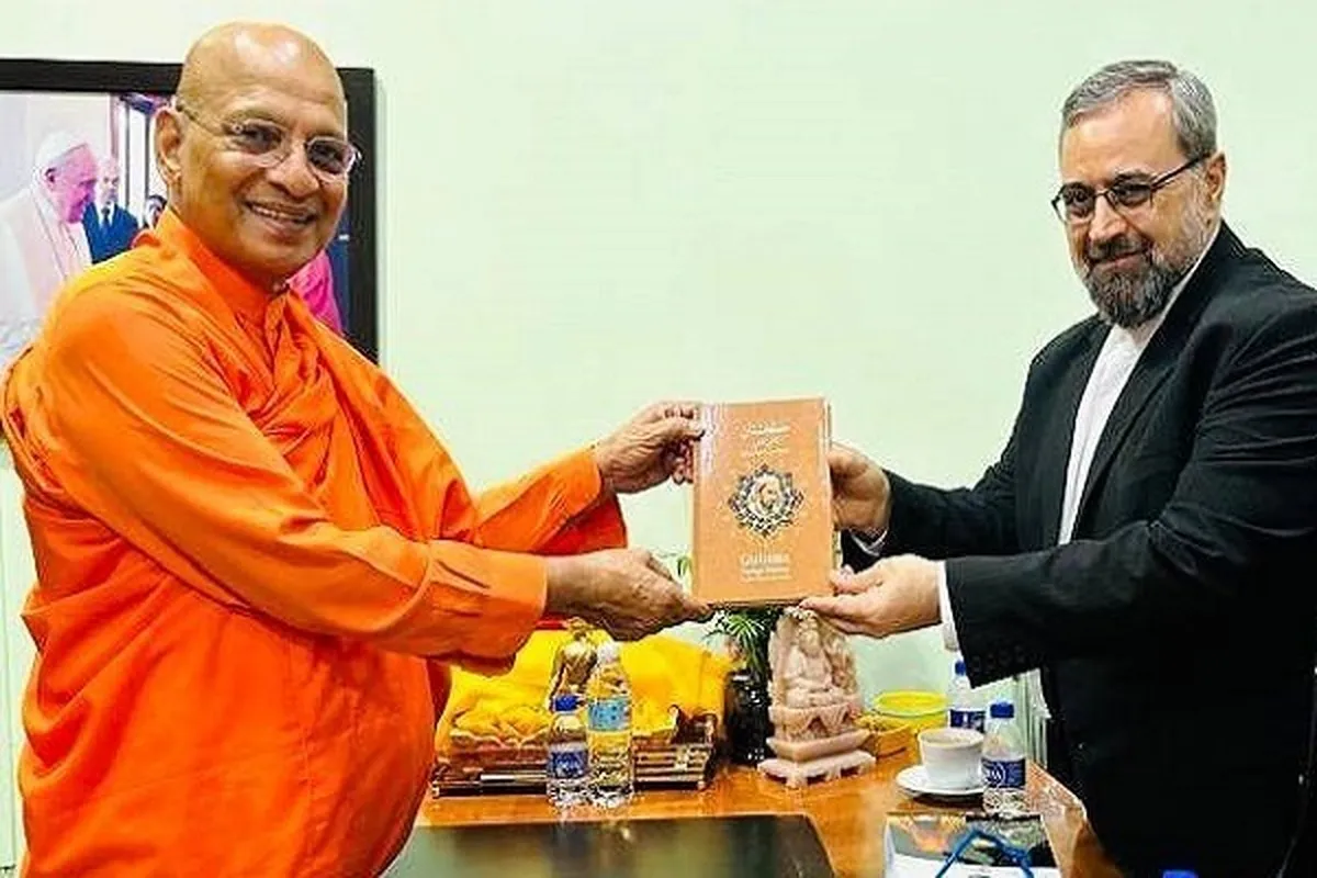 Malay Translation of Saadi’s Golestan Presented to Malaysia’s Buddhist Leader