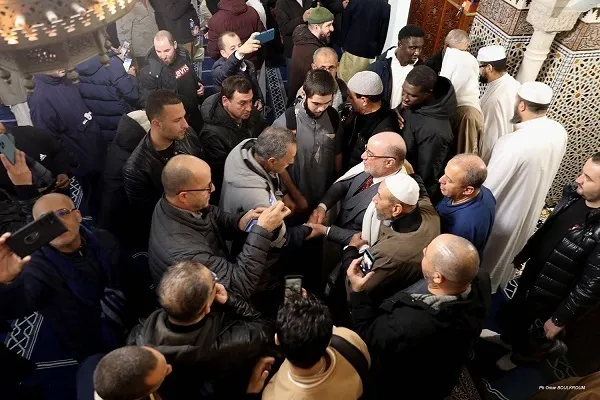 Cezayir, Fransa’da İslamofobinin yayılmasından duyduğu endişeyi dile getirdi