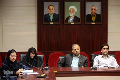 نقد و بررسی کتاب درآمدی به تاریخ فلسفه اسلامی