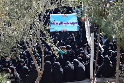 تجمع حوزویان قم در لبیک به بیانیه گام دوم انقلاب