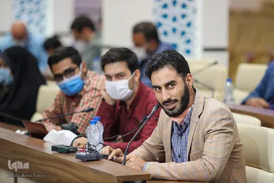 نشست صمیمی آیت‌الله لطف‌الله دژکام امام جمعه و نماینده ولی فقیه در شیراز با خبرنگاران