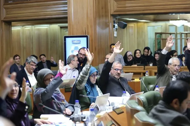 کمک ۱۰ میلیارد تومانی شهرداری تهران به سیل‌زدگان