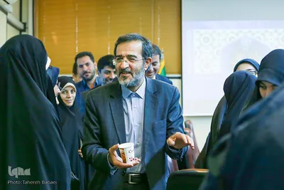 علی منتظری، رئیس پژوهشکده علوم بهداشتی جهاد دانشگاهی