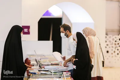 روز بارانی نمایشگاه قرآن
