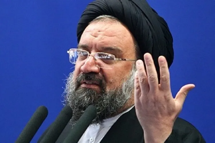 مجالس مذهبی به انسان آرامش می‌دهد