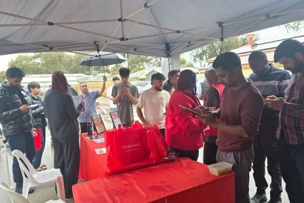 Mesquitas Australianas Se Unem a Campanha Nacional para Aumentar Doações de Sangue