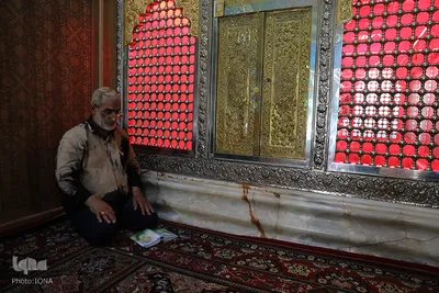 آیین گل مالی لرستانی‌ها مقیم قم در روز عاشورا

