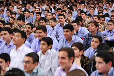 مراسم جشن تکلیف دانش‌آموزان با حضور رهبر انقلاب