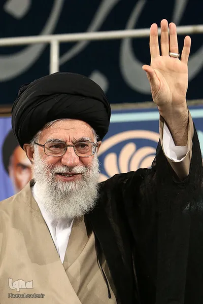 حضرت آیت‌الله خامنه‌ای، رهبر انقلاب اسلامی