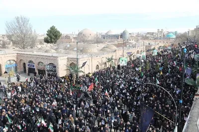 حماسه اردبیلی‌ها در سوگ رهبر شهید