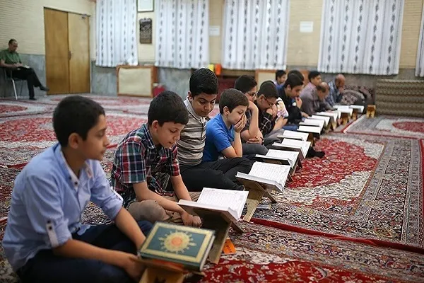 نگاهی به 4 دهه فعالیت جلسه خانگی قرآن «قائمیه»